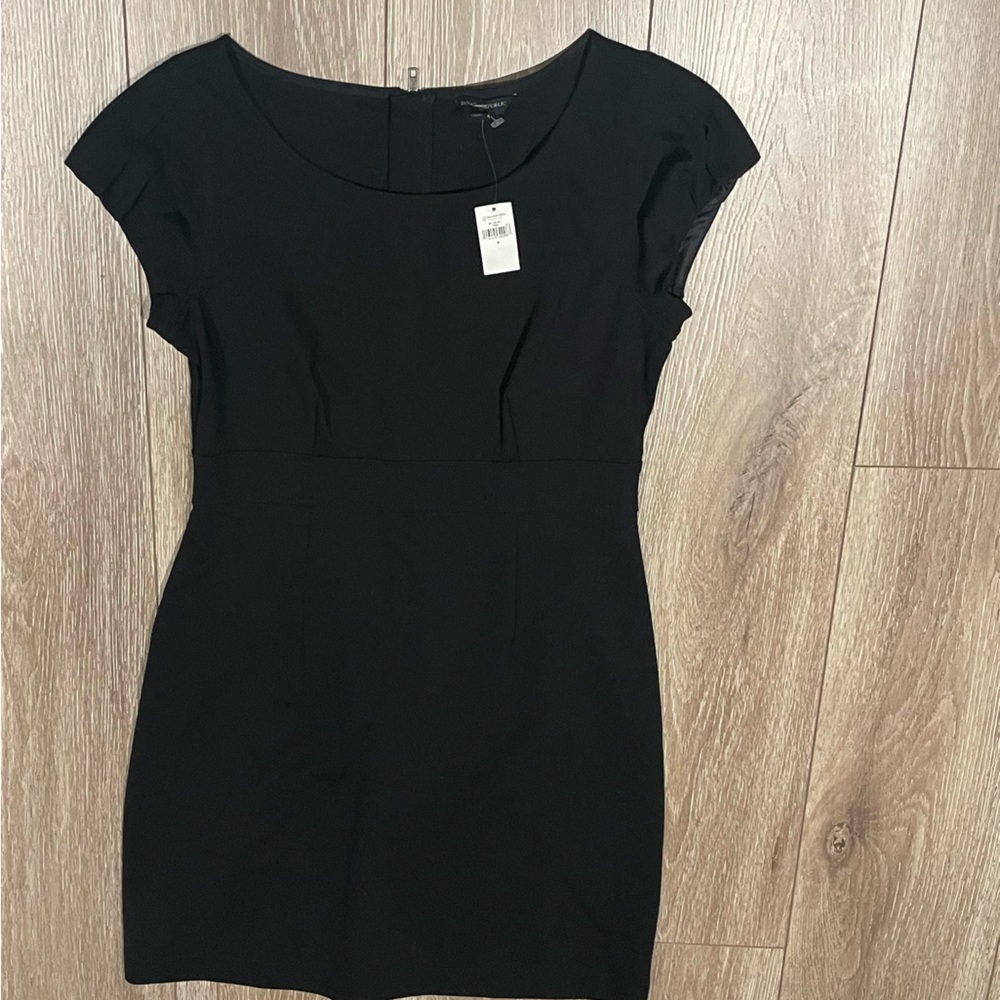 LBD Banana Republic Black Dress Size 8 NWT